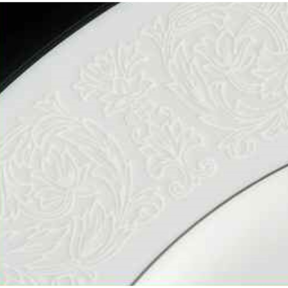 NEW Wyndham BREAD & BUTTER PLATE 6.75" Dessert White Bridal Lace Platinum Trim - Picture 2 of 2